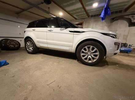 Land Rover - Range Rover Evoque