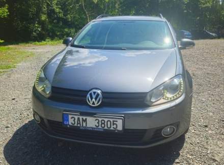 Volkswagen - Golf
