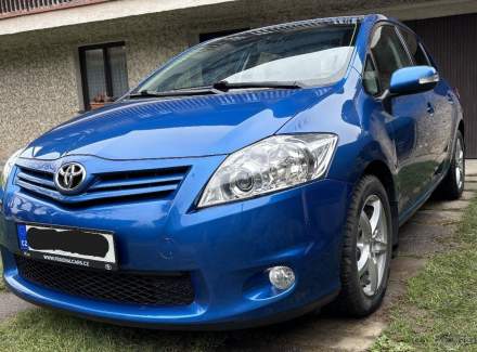 Toyota - Auris