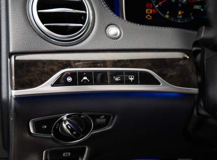 Mercedes-Benz - S-class