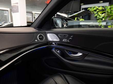 Mercedes-Benz - S-class