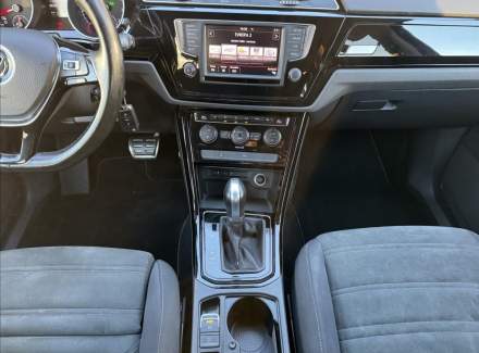 Volkswagen - Touran