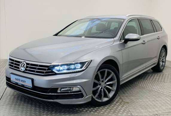 Volkswagen - Passat