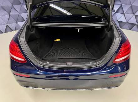 Mercedes-Benz - E-class