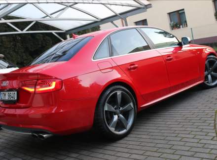 Audi - S4
