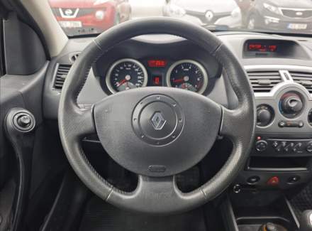 Renault - Megane