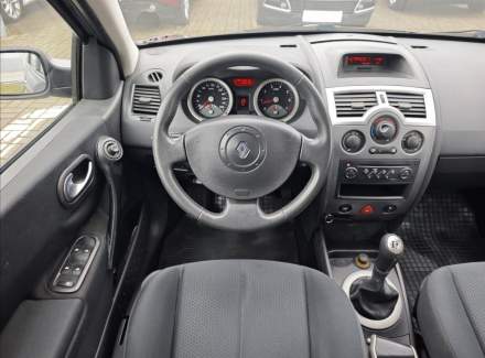 Renault - Megane