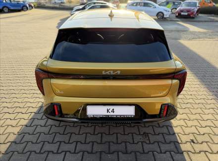Kia - K4