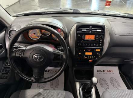Toyota - RAV 4