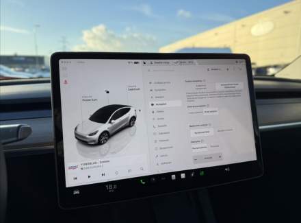 Tesla - Model Y
