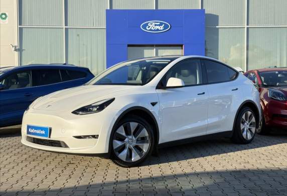 Tesla - Model Y