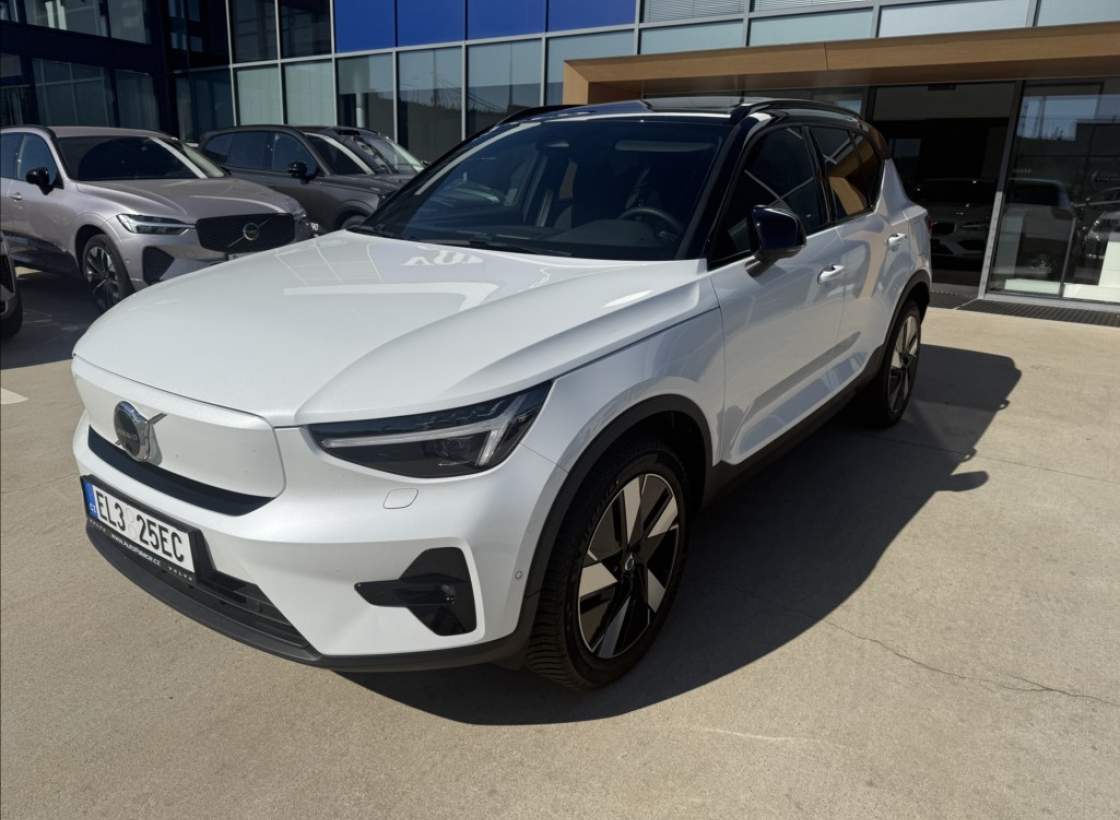 Volvo - XC40