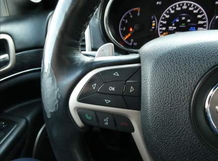 Jeep - Grand Cherokee