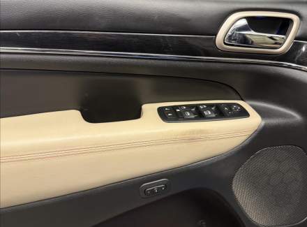 Jeep - Grand Cherokee