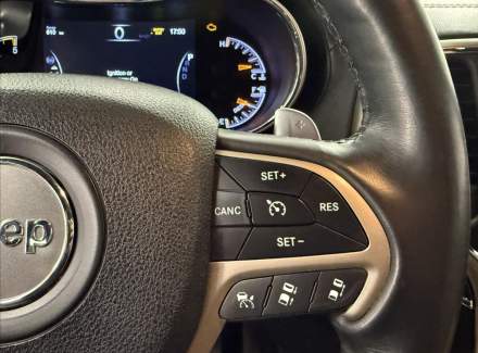 Jeep - Grand Cherokee