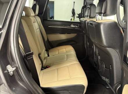 Jeep - Grand Cherokee