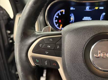 Jeep - Grand Cherokee