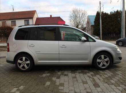 Volkswagen - Touran