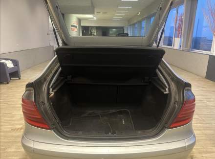 Mercedes-Benz - C-class