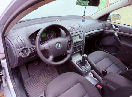Škoda - Octavia