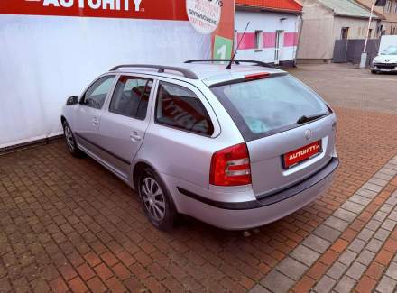 Škoda - Octavia