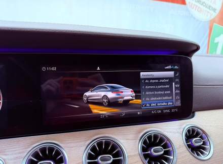 Mercedes-Benz - E-class