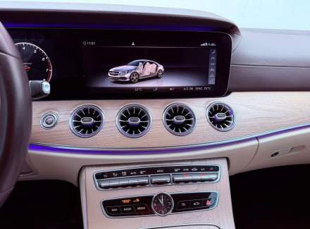 Mercedes-Benz - E-class