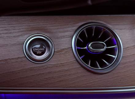 Mercedes-Benz - E-class