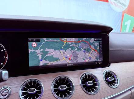 Mercedes-Benz - E-class