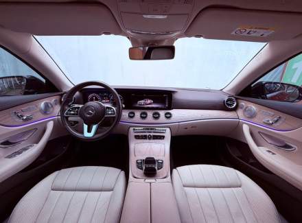 Mercedes-Benz - E-class