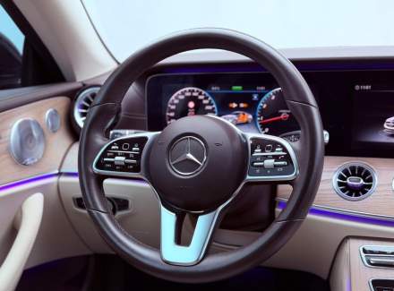 Mercedes-Benz - E-class