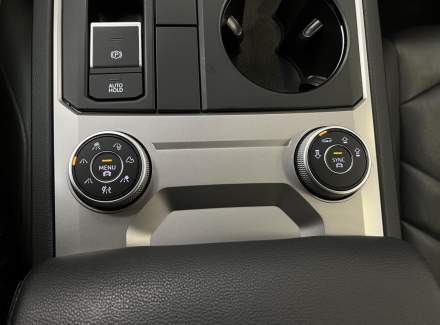 Volkswagen - Touareg