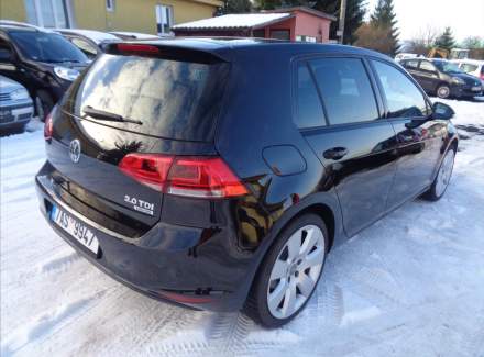 Volkswagen - Golf