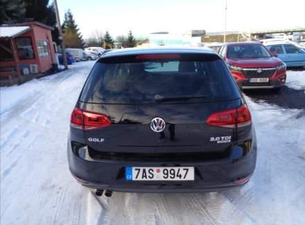 Volkswagen - Golf