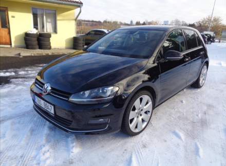 Volkswagen - Golf