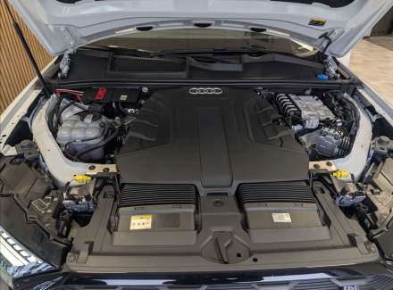 Audi - Q7