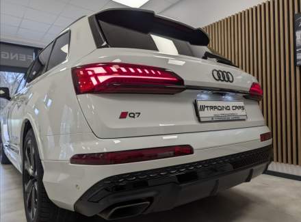 Audi - Q7