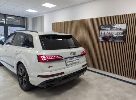 Audi - Q7