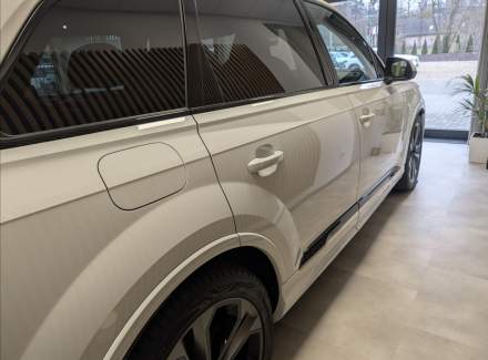 Audi - Q7