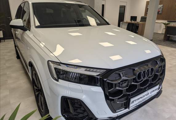 Audi - Q7