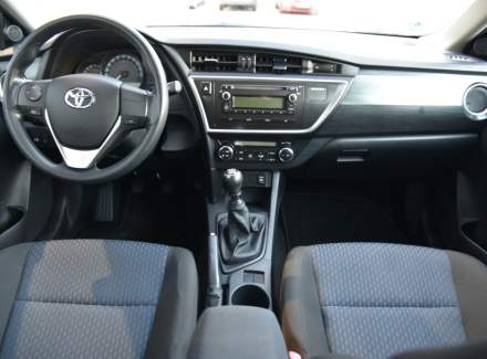 Toyota - Auris