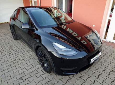 Tesla - Model Y
