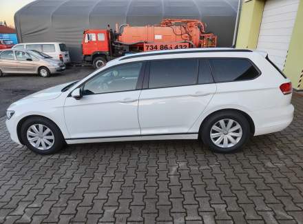 Volkswagen - Passat