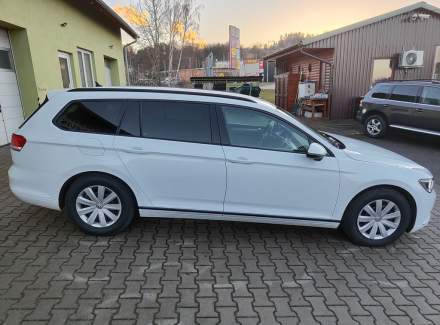 Volkswagen - Passat