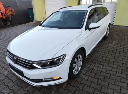 Volkswagen - Passat