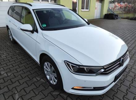 Volkswagen - Passat