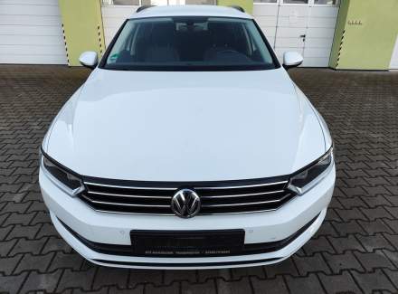Volkswagen - Passat