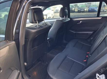 Mercedes-Benz - E-class