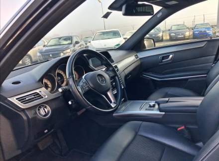 Mercedes-Benz - E-class