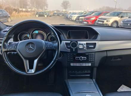 Mercedes-Benz - E-class